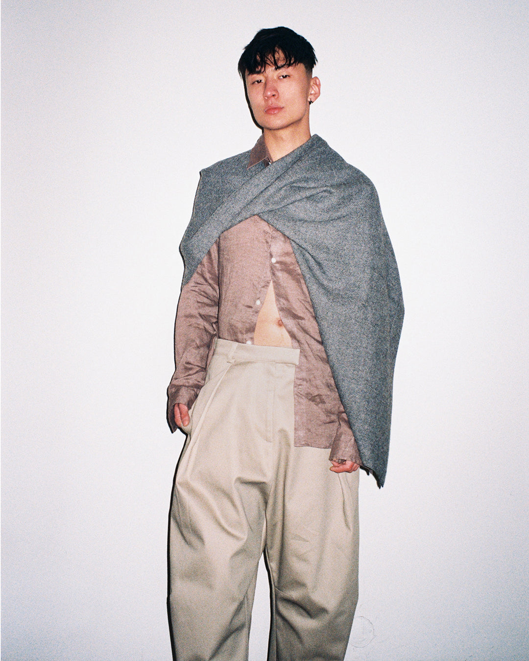 PONCHO PAMPA GRIS