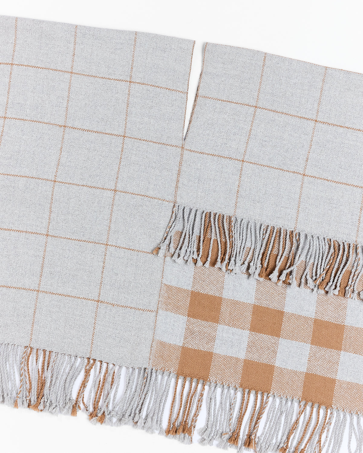 PONCHITO SURI / Vicuña + Gris perla